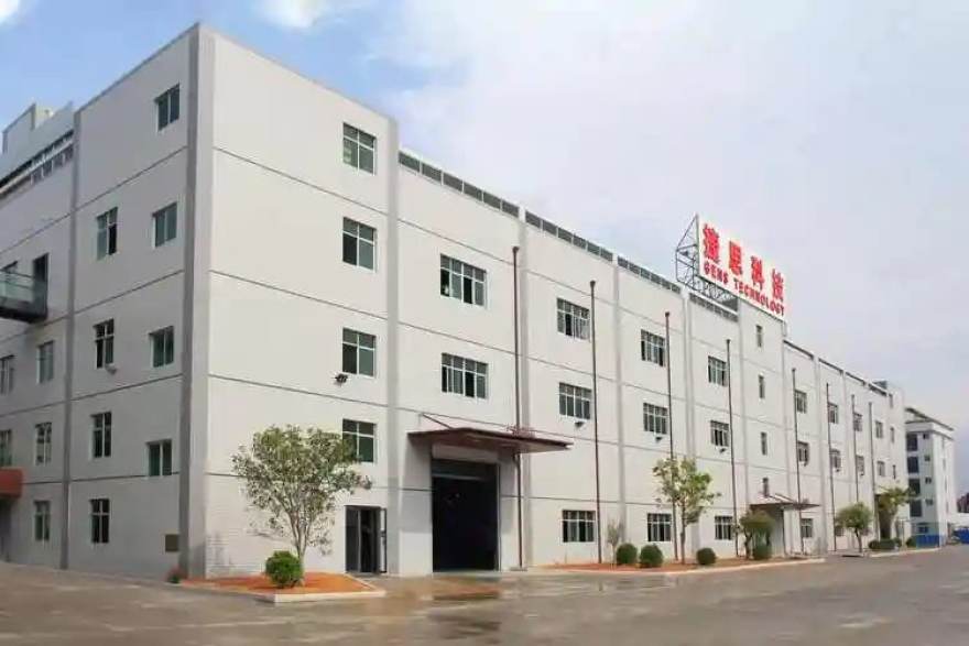 看球吧 · 德比夜的城市记忆：赛程表如何串起球迷的一周生活
